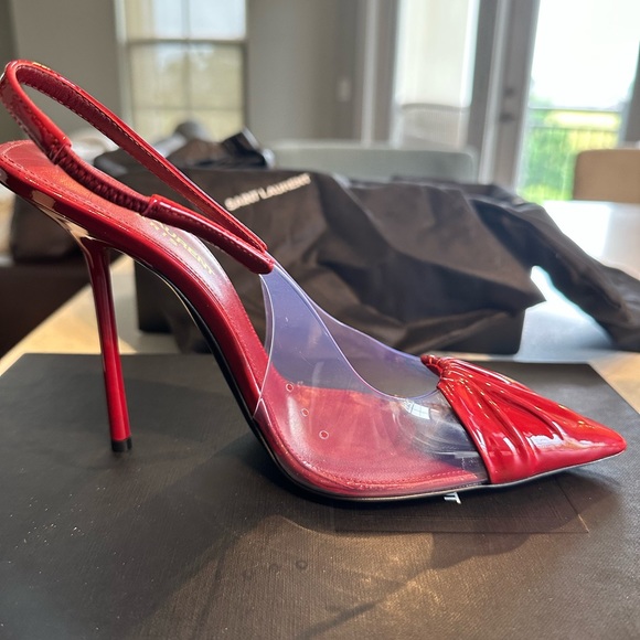 Used wore one time only in my house for an event. - Picture 4 of 14